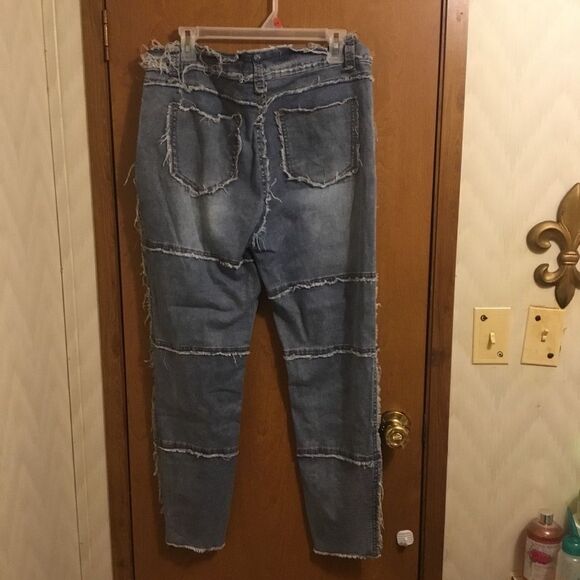 Elite Patchwork Light Wash Unfinished Raw Hem Skinny Jeans 13 - Picture 4 of 16